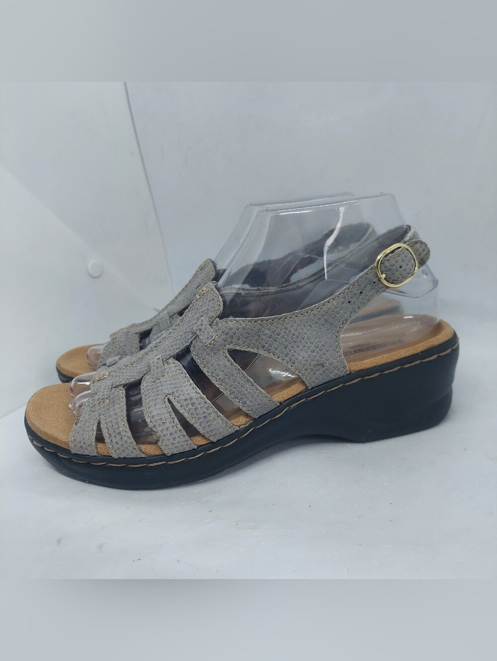 Clarks Lexi Marigold Sandals Gray Snakeskin Slingback Womens Size 7M Casual